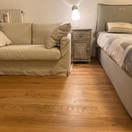 Adele Apartment 菲拉赫 外观 照片